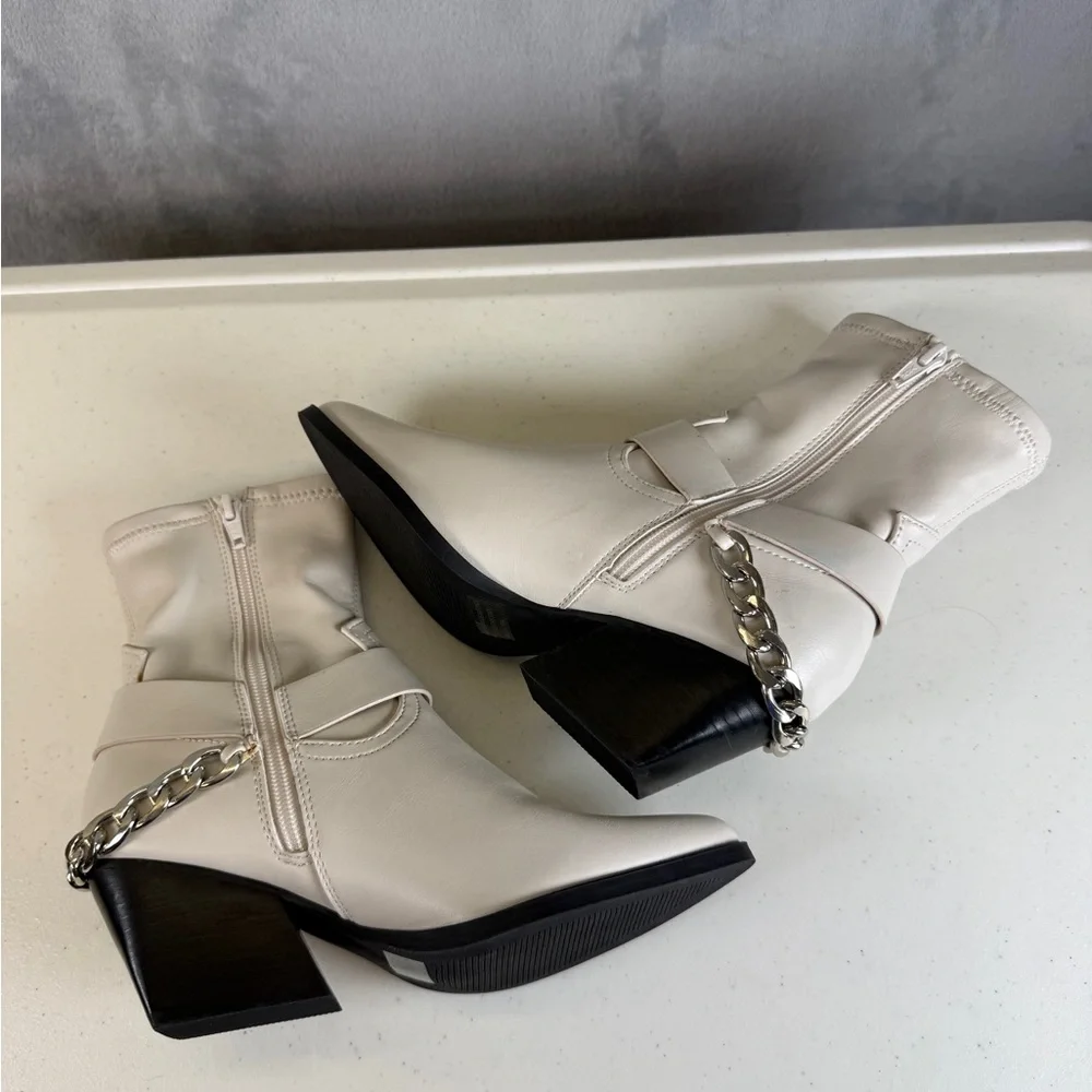DV by Dolce Vita Boots Keeler Moto Size 6 Cream Heeled Boots - Picture 8 of 9